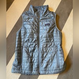 Patagonia Women’s nano puff vest Sz S Light Blue